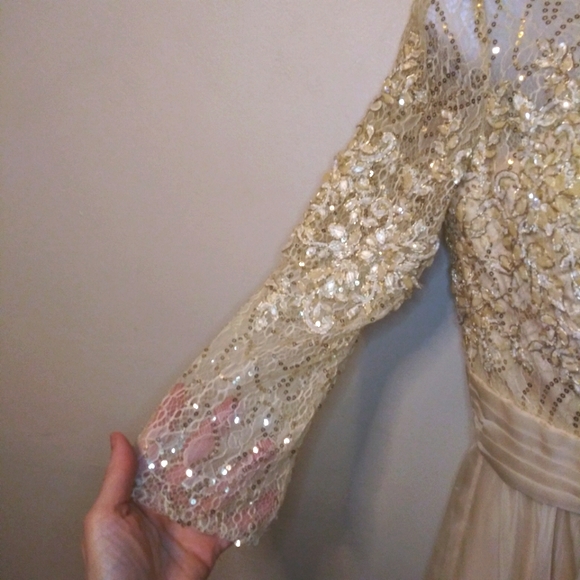 La Femme Beige Sequin & Lace Bodice Mother Of The Bride Dress Style 19318 Size 8 - Picture 5 of 12